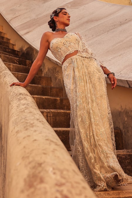 Shop_Label Moni K_White Chantelle Sequins, Embroidery Sweetheart Neck Pre-draped Saree Set _Online_at_Aza_Fashions