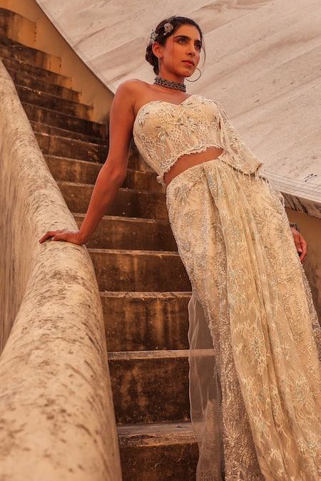 Label Moni K_White Chantelle Sequins, Embroidery Sweetheart Neck Pre-draped Saree Set _at_Aza_Fashions