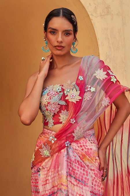Shop_Label Moni K_Pink Organza, Georgette Applique, Sequins, Multi Color Fusion Style Kurta Set _Online_at_Aza_Fashions