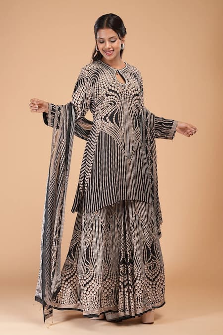 Nirraamyaa_Black Georgette Rhinestones Keyhole Neck Embroidered Kurta Set _at_Aza_Fashions