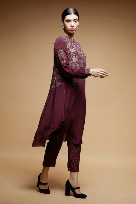 Buy_Nirraamyaa_Wine Crepe, Brocade Rhinestones Round Neck Embroidered Kurta Set _Online_at_Aza_Fashions
