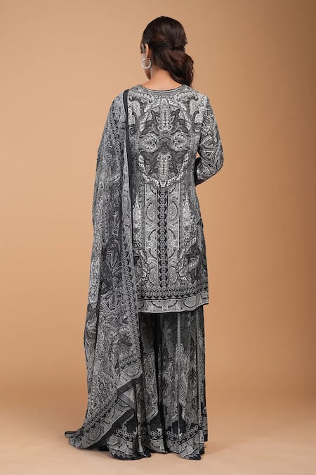 Shop Nirraamyaa Black Georgette, Viscose Rhinestones Keyhole Neck Embroidered Kurta Set at Aza Fashions Shop_Nirraamyaa_Black Georgette, Viscose Rhinestones Keyhole Neck Embroidered Kurta Set _at_Aza_Fashions