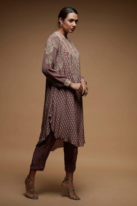 Buy_Nirraamyaa_Pink Bemberg Rhinestones Round Neck Designer Kurta Set With _Online_at_Aza_Fashions