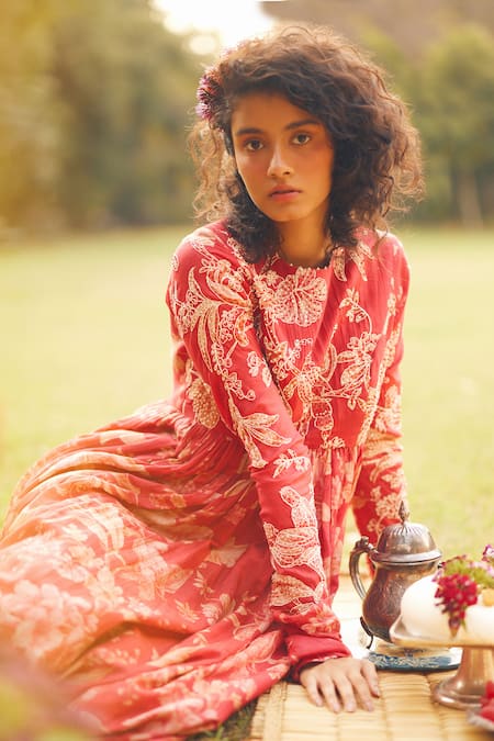 Buy Paulmi And Harsh Red Chanderi, Cotton Embroidery Round Floral Print Anarkali Maxi Dress And Scarf Online at Aza Fashions Buy_Paulmi And Harsh_Red Chanderi, Cotton Embroidery Round Floral Print Anarkali Maxi Dress And Scarf _Online_at_Aza_Fashions