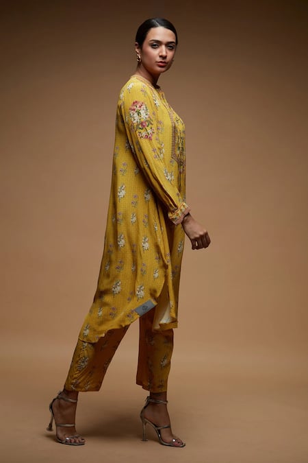 Nirraamyaa_Beige Crepe, Brocade Rhinestones Round Neck Kurta Pant Set With _Online_at_Aza_Fashions