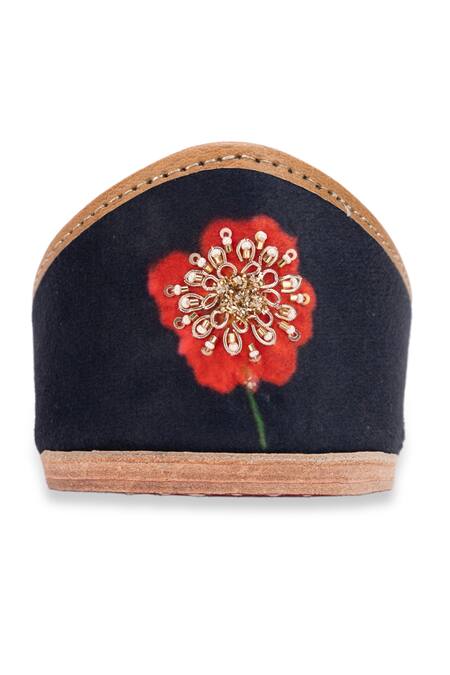 Shop_5elements_ Embroidered Naina Jutti 