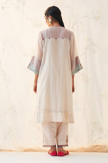 Shop Janki India Ivory Chanderi, Silk, Organza Embroidery Split V-neck Kurta Set at Aza Fashions Shop_Janki India_Ivory Chanderi, Silk, Organza Embroidery Split V-neck Kurta Set _at_Aza_Fashions