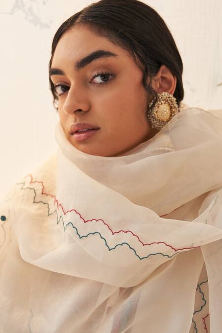 Shop Janki India Ivory Chanderi, Silk, Organza Embroidery Split V-neck Kurta Set Online at Aza Fashions Shop_Janki India_Ivory Chanderi, Silk, Organza Embroidery Split V-neck Kurta Set _Online_at_Aza_Fashions