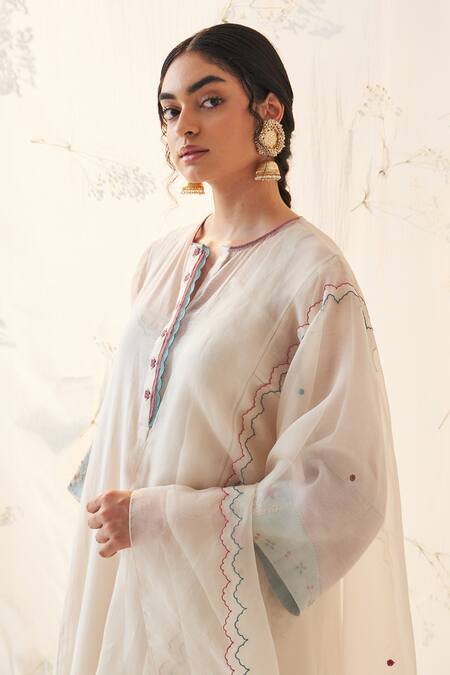 Janki India Ivory Chanderi, Silk, Organza Embroidery Split V-neck Kurta Set at Aza Fashions Janki India_Ivory Chanderi, Silk, Organza Embroidery Split V-neck Kurta Set _at_Aza_Fashions