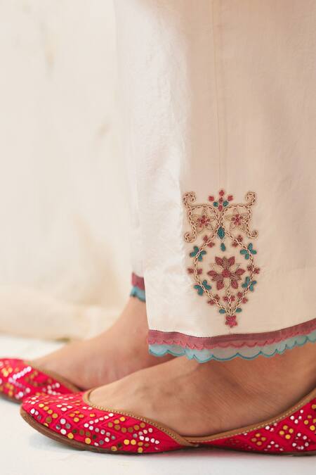 Buy Janki India Ivory Chanderi, Silk, Organza Embroidery Split V-neck Kurta Set Buy_Janki India_Ivory Chanderi, Silk, Organza Embroidery Split V-neck Kurta Set