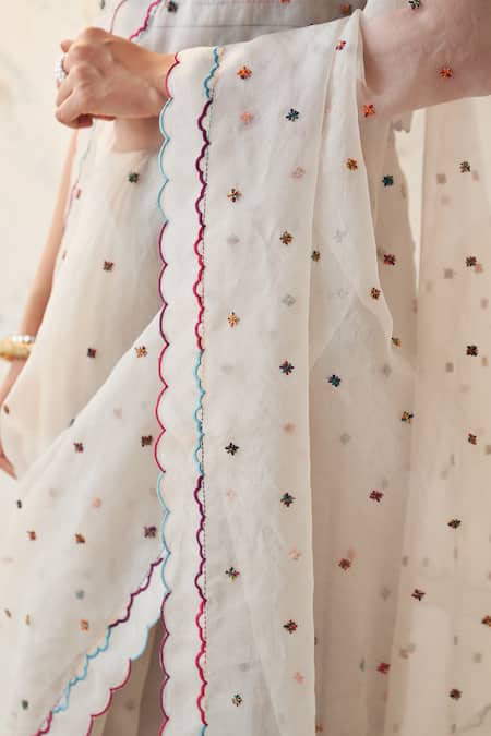 Buy Janki India Ivory Organza, Chanderi, Cotton Embroidery Round Neck Saree Set With Blouse Online at Aza Fashions Buy_Janki India_Ivory Organza, Chanderi, Cotton Embroidery Round Neck Saree Set With Blouse _Online_at_Aza_Fashions