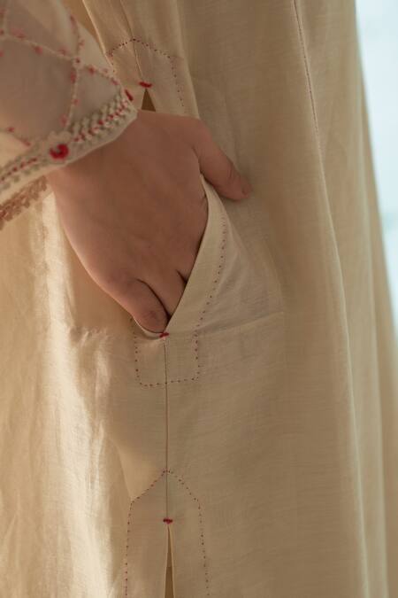 Buy Janki India Beige Chanderi, Organza Beads, Embroidery Split V-neck Kurta Set Buy_Janki India_Beige Chanderi, Organza Beads, Embroidery Split V-neck Kurta Set