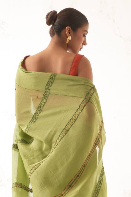 Buy Janki India Green Chanderi, Cotton Embroidery Round Neck Saree Set Online at Aza Fashions Buy_Janki India_Green Chanderi, Cotton Embroidery Round Neck Saree Set _Online_at_Aza_Fashions