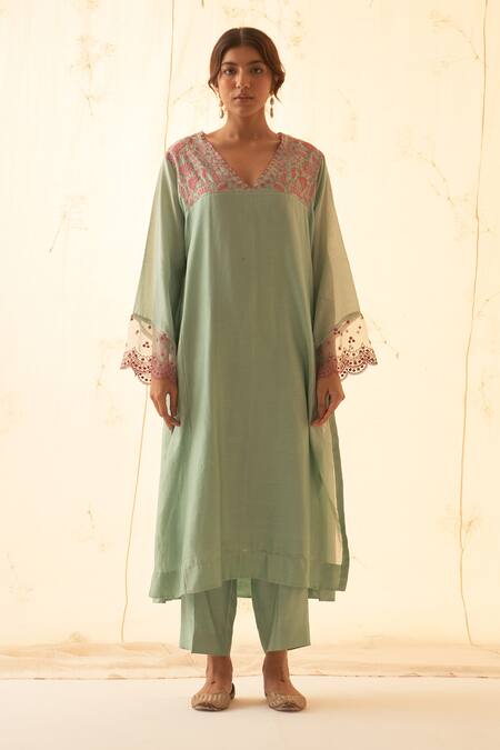 Shop Janki India Aqua Chanderi, Organza Embroidery V-neck Pink Kurta Set Online at Aza Fashions Shop_Janki India_Aqua Chanderi, Organza Embroidery V-neck Pink Kurta Set _Online_at_Aza_Fashions