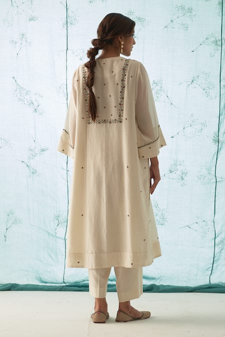 Shop Janki India Ivory Chanderi, Organza Embroidery Round Neck Kurta Set at Aza Fashions Shop_Janki India_Ivory Chanderi, Organza Embroidery Round Neck Kurta Set _at_Aza_Fashions