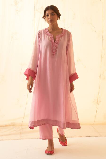 Shop Janki India Pink Chanderi, Organza Embroidery Split V-neck Kurta Set With Dupatta Online at Aza Fashions Shop_Janki India_Pink Chanderi, Organza Embroidery Split V-neck Kurta Set With Dupatta _Online_at_Aza_Fashions