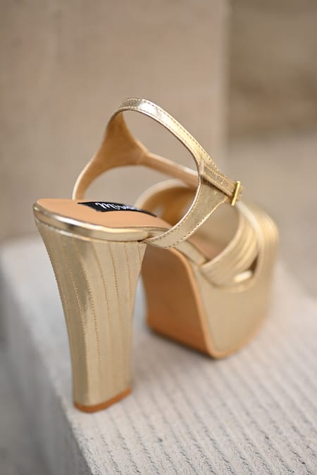Shop_Miraki_Gold Block Heels With Stitching Details 