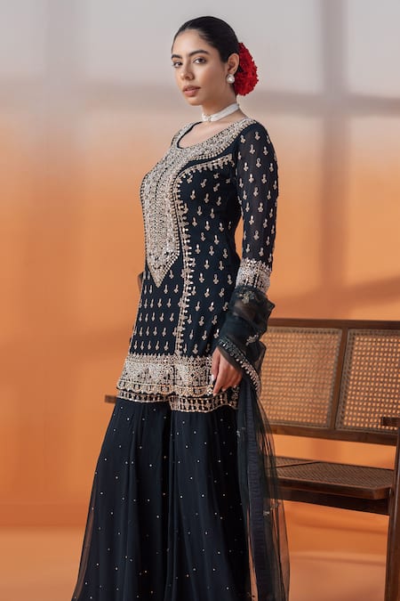 Buy_Raj Arora_Blue Organza, Lycra Embroidery, Navy Kundan And Mirror Embellished Kurta Set _Online_at_Aza_Fashions