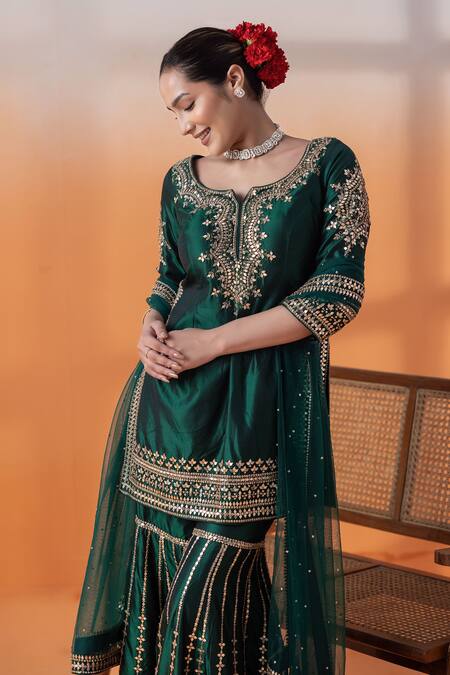 Raj Arora_Green Net Crystals, Sequins, Cut Work Bottle Silk Applique And Cutdana Kurta Set _Online_at_Aza_Fashions