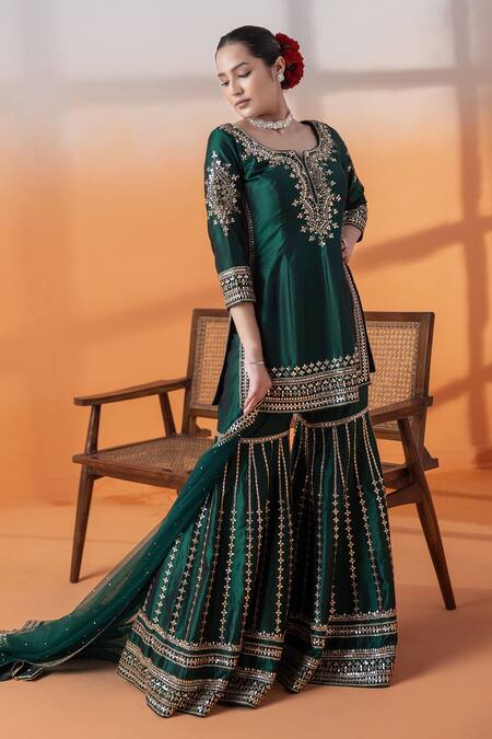 Raj Arora_Green Net Crystals, Sequins, Cut Work Bottle Silk Applique And Cutdana Kurta Set _at_Aza_Fashions