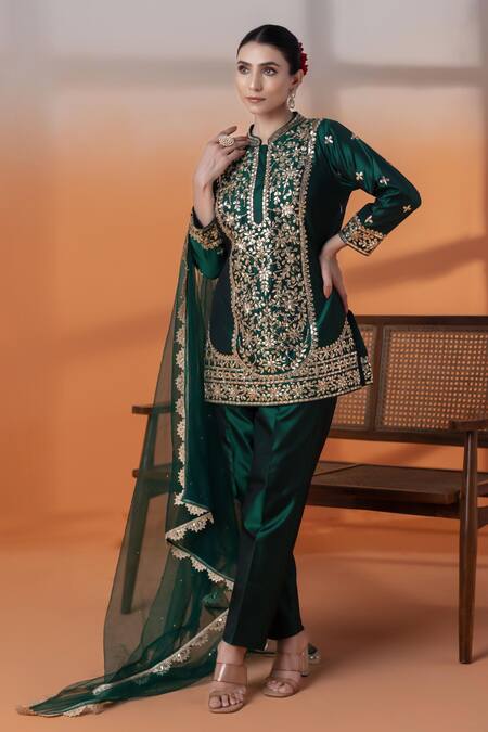 Raj Arora_Green Net Sequins, Zari Mandarin Collar Bottle Silk Kurta Set _Online_at_Aza_Fashions