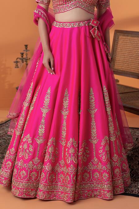 Shop_Raj Arora_Pink Crepe, Net Sequins, Pearls, Crystals V-neck Hot Zari And Embellished Set 