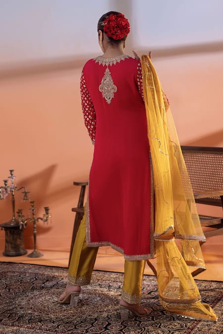 Raj Arora Magenta & Mustard Applique Kurta Set 