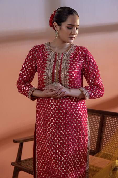 Raj Arora_Red Velvet Embroidery, Sequins Round Neck Magenta And Mustard Applique Kurta Set _Online_at_Aza_Fashions