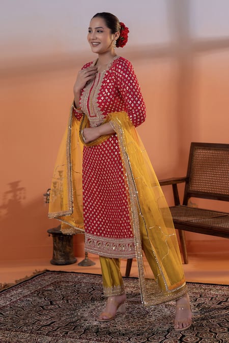 Buy_Raj Arora_Red Velvet Embroidery, Sequins Round Neck Magenta And Mustard Applique Kurta Set 