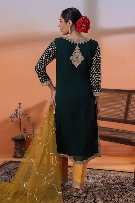 Raj Arora Bottle Green Georgette Jora Set 