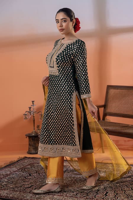 Buy_Raj Arora_Green Georgette Sequins Round Neck Bottle Jora Set _Online_at_Aza_Fashions