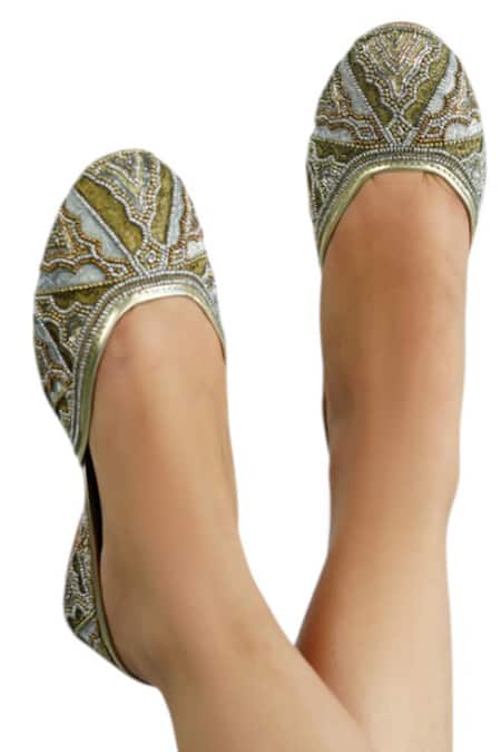 Vaidaan Multi Color Savitri Jutti With Pearl And Bead Embellishments 