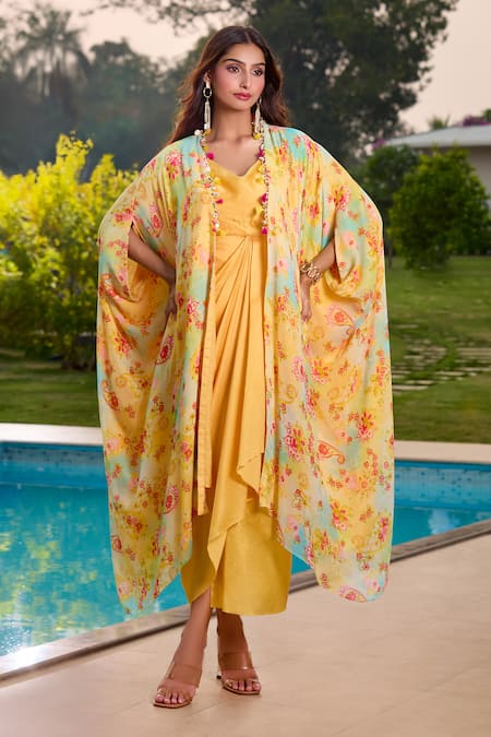 Aariyana Couture_Yellow Silk V-neck Draped Chanderi Tunic And Cape Set_Online_at_Aza_Fashions