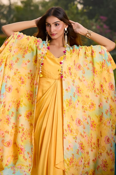 Aariyana Couture_Yellow Silk V-neck Draped Chanderi Tunic And Cape Set_at_Aza_Fashions