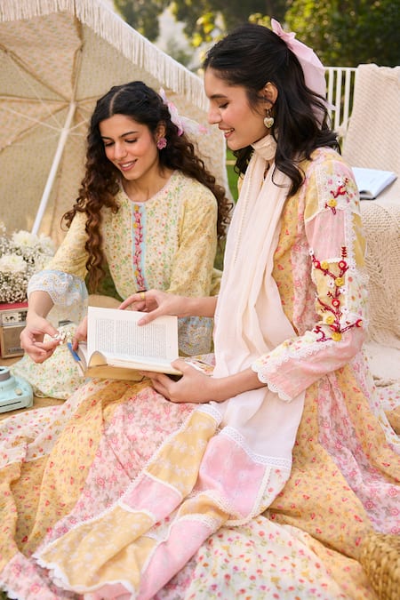 Buy_Saundh_Off White Cotton Satin Embroidery Round Floral Printed Anarkali Set With Dupatta _Online_at_Aza_Fashions