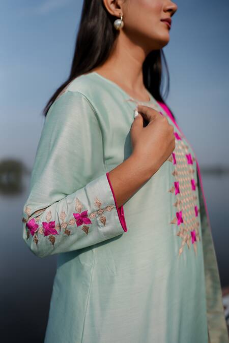 Shop_The Home Affair_Green Cotton, Chiffon, Jacquard Embroidery Pistachio Kurta Set With Pink Dupatta _Online_at_Aza_Fashions