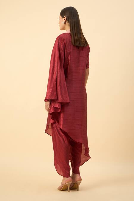 Shop Aakaar Brown Silk Beads Round Neck Copper Matka Kurta Set at Aza Fashions Shop_Aakaar_Brown Silk Beads Round Neck Copper Matka Kurta Set _at_Aza_Fashions