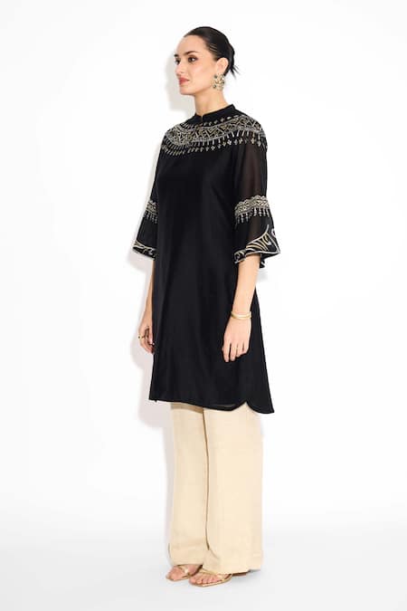 SHASHA GABA_Black Polyester Embroidery Mandarin Collar Duskfall Straight Kurta _Online_at_Aza_Fashions