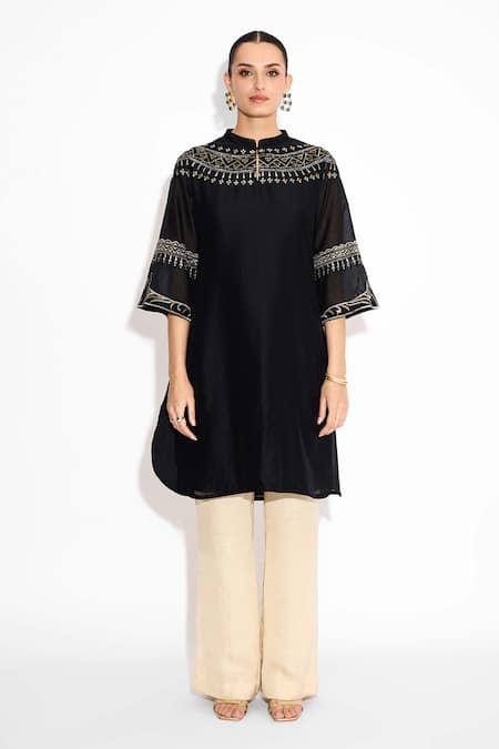 Buy_SHASHA GABA_Black Polyester Embroidery Mandarin Collar Duskfall Straight Kurta _Online_at_Aza_Fashions