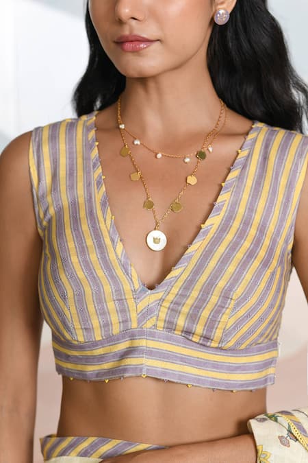 Shop Baise Gaba Beige V-neck Bloomline Designer Saree With Blouse Shop_Baise Gaba_Beige V-neck Bloomline Designer Saree With Blouse