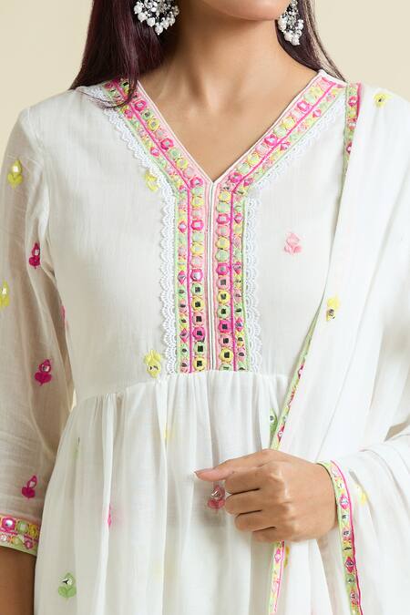 Samyukta Singhania_White Cotton Embroidery, Sequins, Mirrors V-neck Peplum Kurta Sharara Set_at_Aza_Fashions