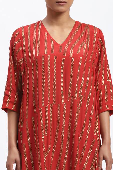 Abraham And Thakore Coral Crepe Sequins V-neck Broken Stripes Kaftan at Aza Fashions Abraham And Thakore_Coral Crepe Sequins V-neck Broken Stripes Kaftan _at_Aza_Fashions