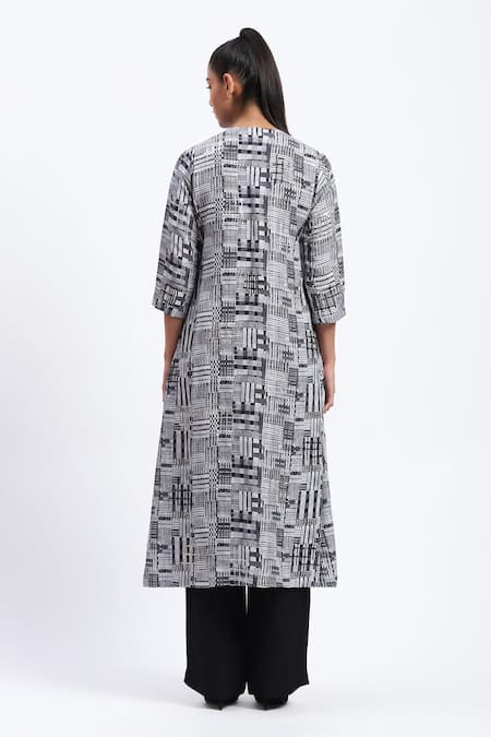 Abraham And Thakore Handpainted Checks Kurta 
