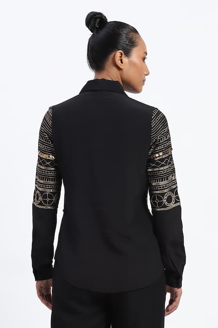 Abraham And Thakore Tribal Zari Embroidery Shirt 