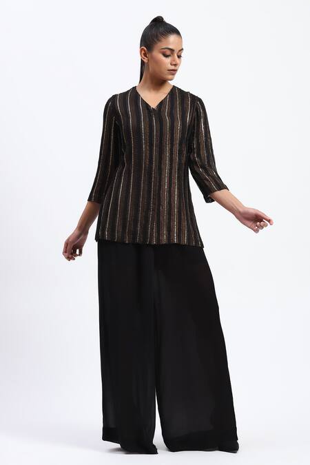 Shop_Abraham And Thakore_Gold Georgette Foil Printing V-neck Cutwork Tunic _Online_at_Aza_Fashions