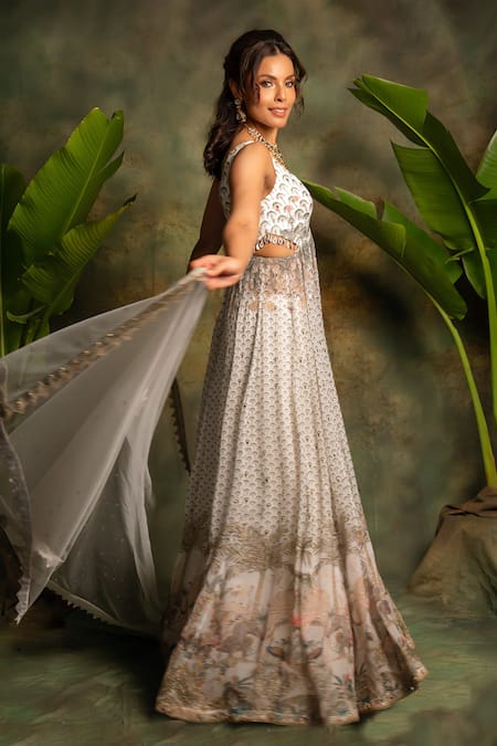 Buy_Archana Kochhar_Ivory Georgette, Net Sequins V-neck Anarkali Set _Online_at_Aza_Fashions