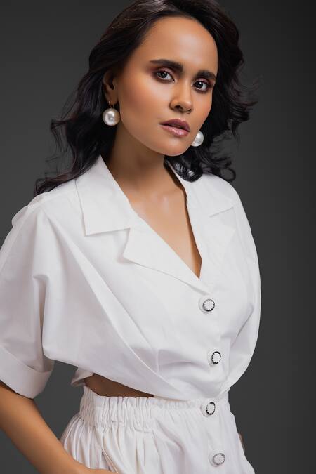 Deepika Arora_White Cotton Collared Designer Jumpsuit _at_Aza_Fashions