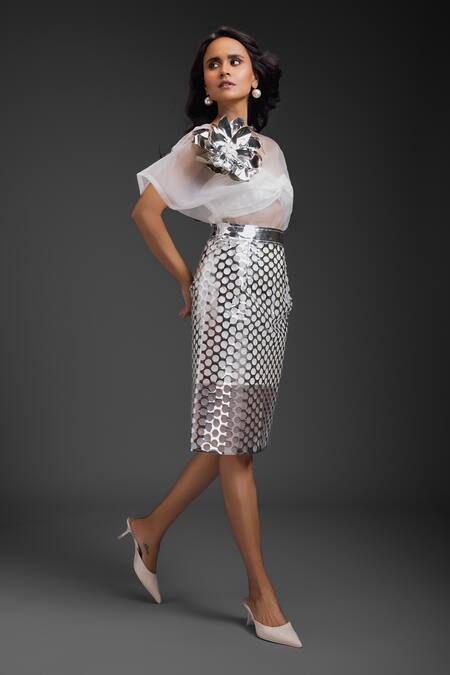 Shop Deepika Arora White Velvet, Leather Cut Work V-, Sweetheart Vegan Skirt Set Online at Aza Fashions Shop_Deepika Arora_White Velvet, Leather Cut Work V-, Sweetheart Vegan Skirt Set _Online_at_Aza_Fashions