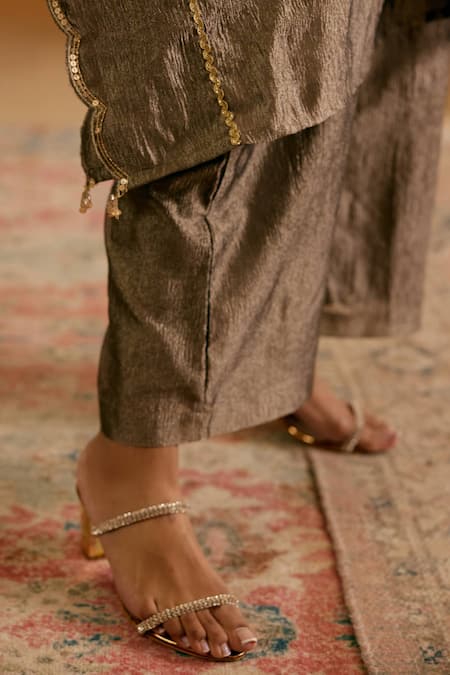 Shop Nero India Black Tissue V-neck Crush Kurta Pant Set Online at Aza Fashions Shop_Nero India_Black Tissue V-neck Crush Kurta Pant Set _Online_at_Aza_Fashions