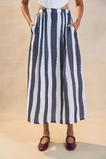 Buy_Vedika M_Black Cotton, Linen Collared And White Corset Skirt Set _Online_at_Aza_Fashions